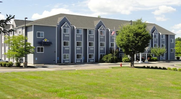 Microtel Inn & Suites By Wyndham Uncasville