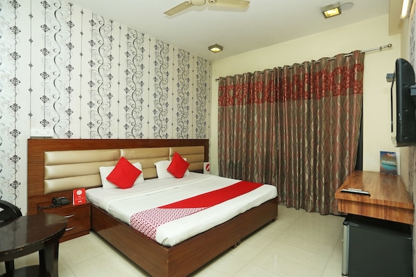 Rooms of Savoy Suites Hotel - Goibibo