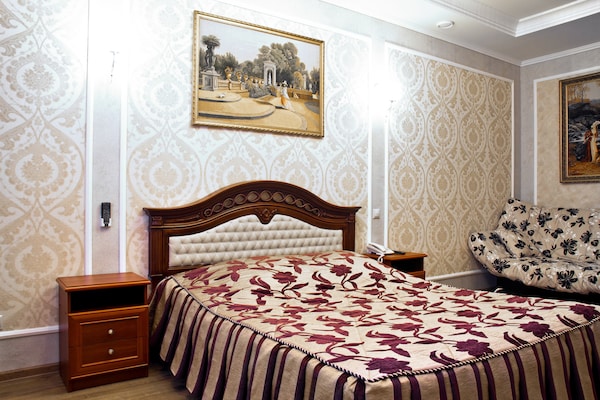 Lazurny Bereg Hotel