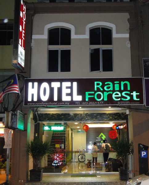 Rain Forest Hotel