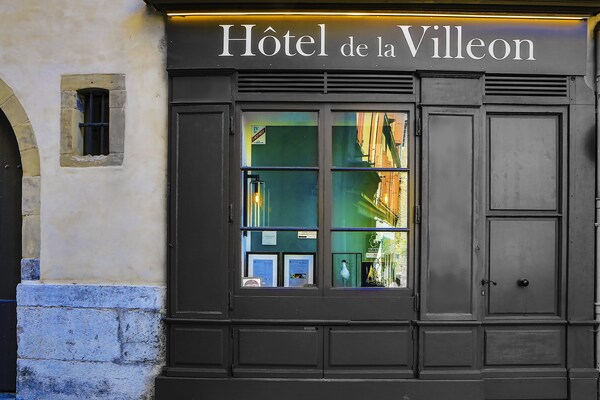 Hotel De La Villeon