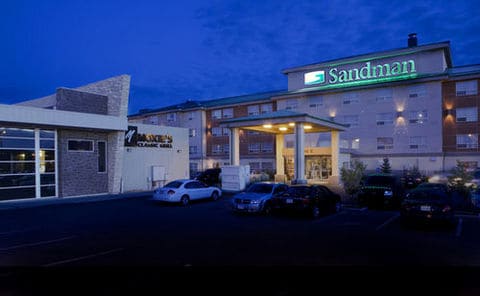 Hotel Sandman and Suites Regina