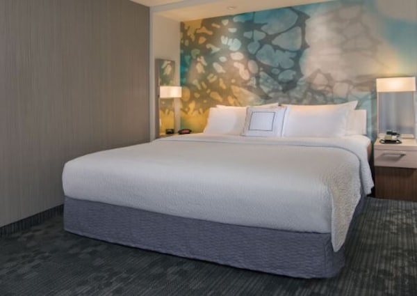 Courtyard By Marriott Atlanta Kennesaw