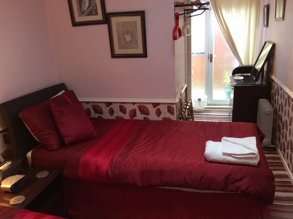 Ashgrove Bed and Breakfast