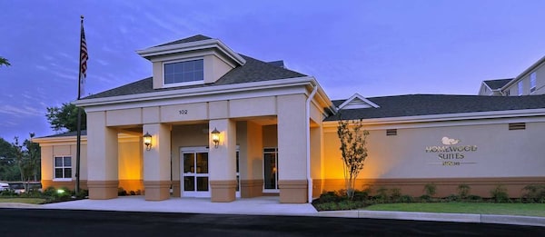 Homewood Suites by Hilton at Carolina Point - Greenville