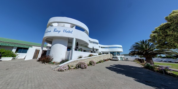 St Helena Bay Hotel
