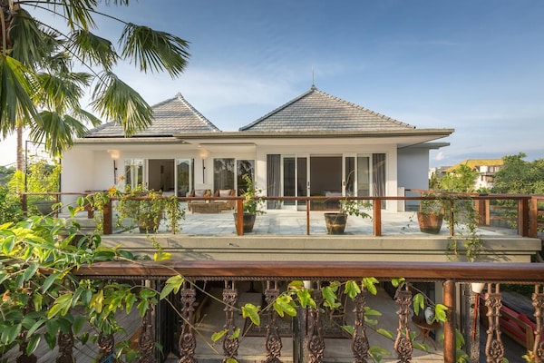 Jadine Bali Villa By Nagisa Bali