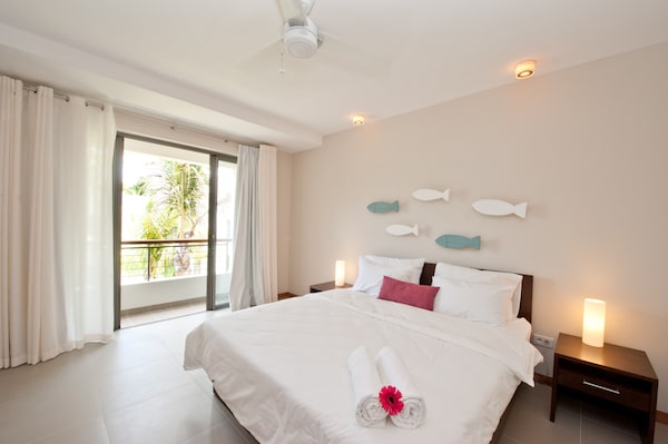 La Residence Luxury Beach Apartments by ILOA