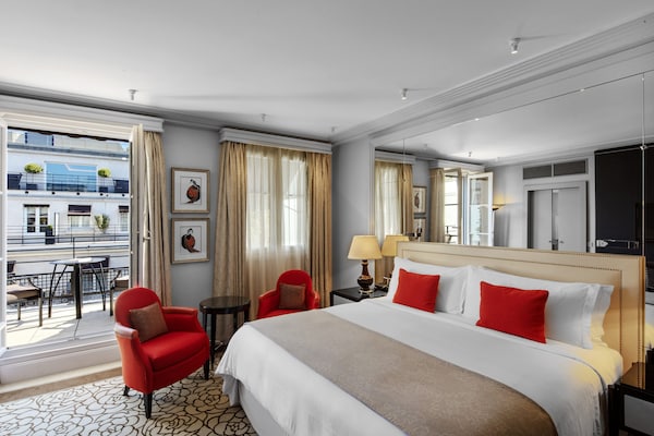 Prince de Galles, a Luxury Collection Hotel, Paris