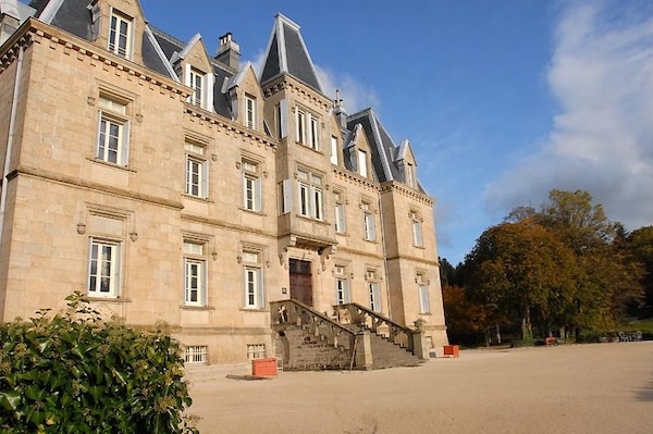 Chateau Des Faugs