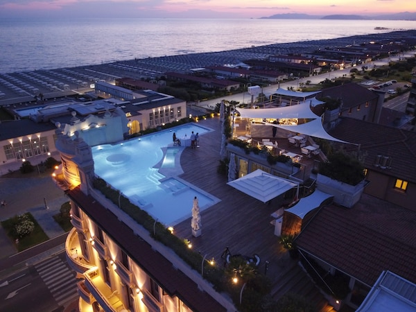 Grand Hotel Principe di Piemonte, Tuscan Coast
