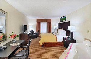 Best Western Plus Columbus North Fort Moore