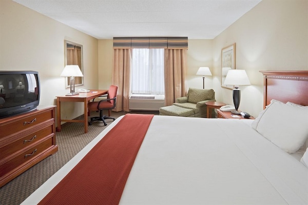 Holiday Inn Express Hotel & Suites Fort Wayne, An Ihg Hotel