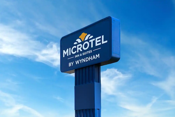 Microtel Inn & Suites By Wyndham Farmington