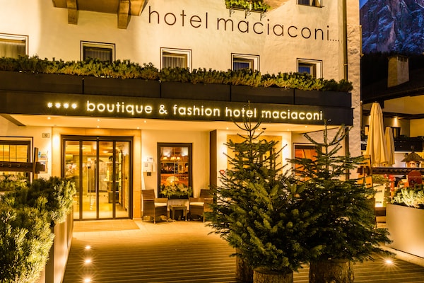 Boutique & Fashion Maciaconi - Gardenahotels