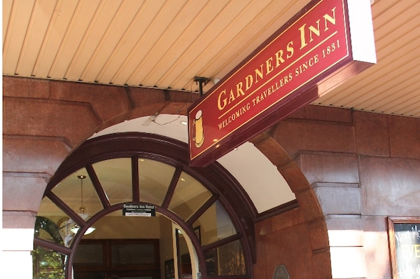 Gardners Inn Hotel