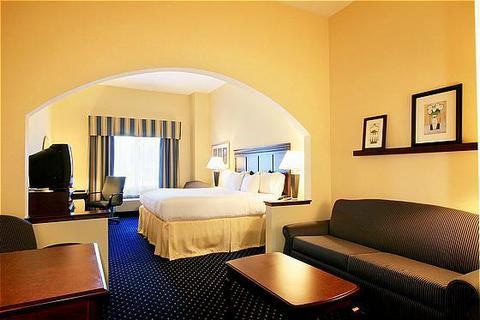 Holiday Inn Express Hotel & Suites Middleboro Raynham, An Ihg Hotel