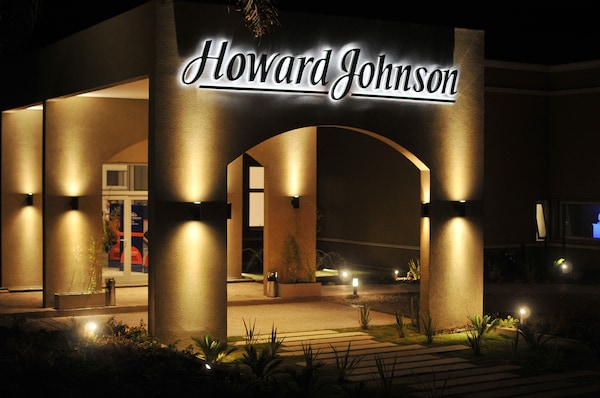 Howard Johnson Villa Carlos Paz