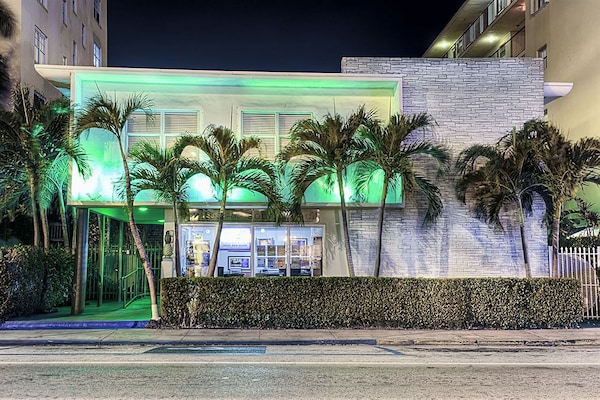 Suites On South Beach