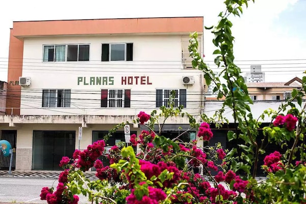 Planas Hotel