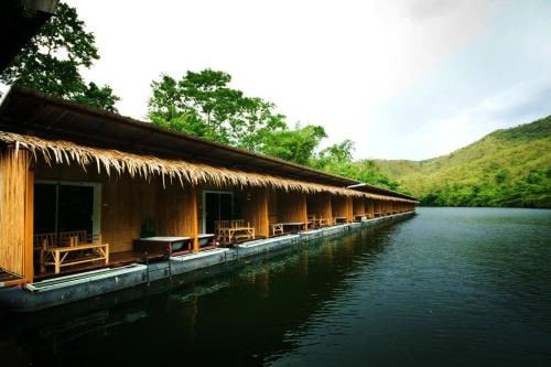 The Hub Erawan Resort