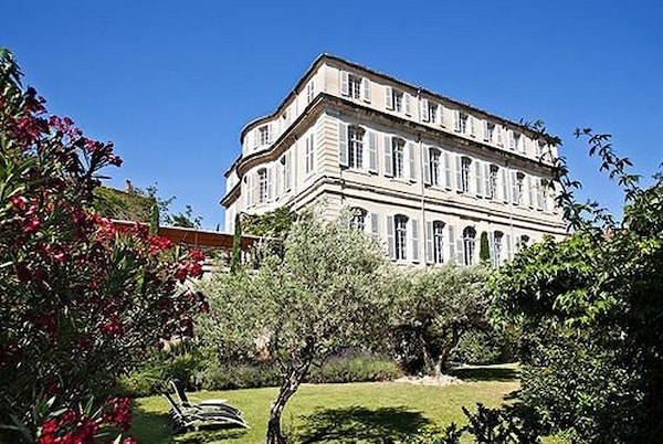 Chateau de Mazan, BW Premier Collection