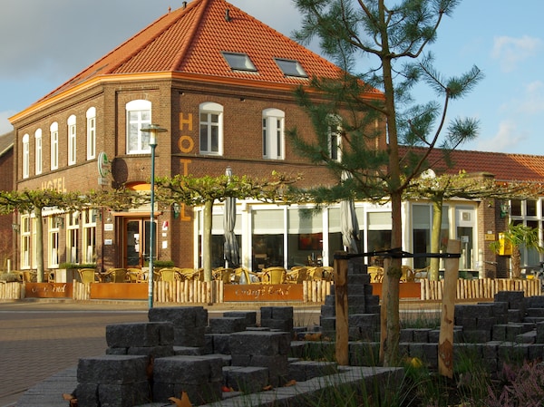 Grand Cafe Goejje voorheen Oranje Hotel