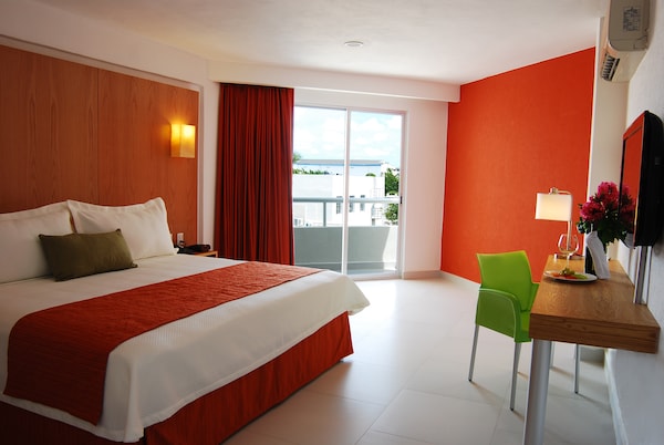 Hotel Ramada Cancun City