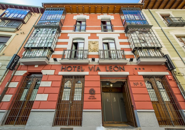 Hotel Alda Via Leon