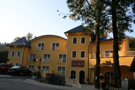 Gasthof- Hotel Wolfsegger