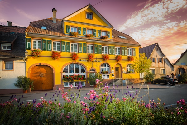Weinhotel / Gasthaus Zur Sonne