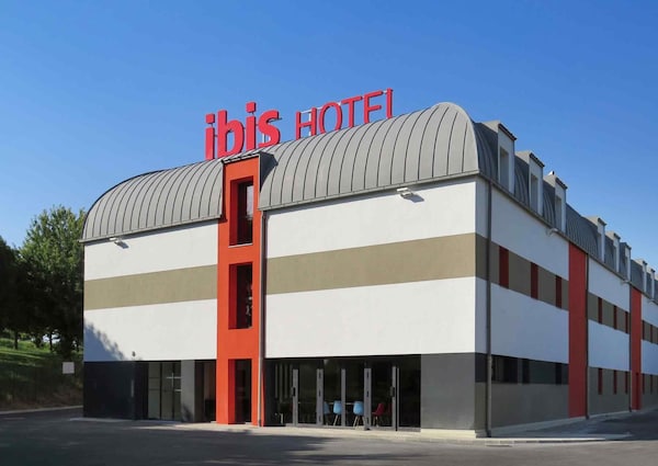ibis Soissons Hotel