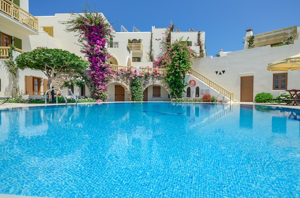 Hotel Proteas, Naxos