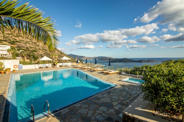 Adrakos Apartments Adults Only