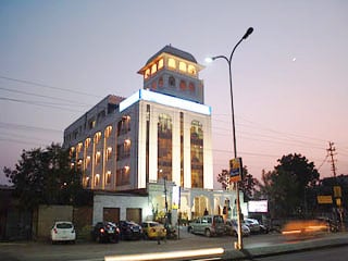 Raghu Mahal