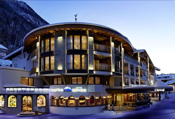 Hotel Tirol