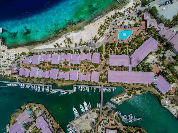 Plaza Beach Resort Bonaire