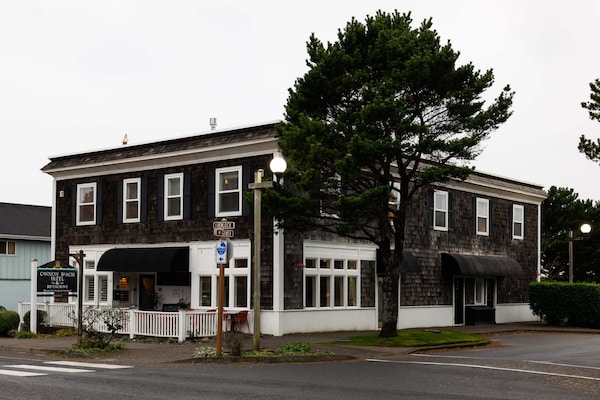 Cannon Beach Hotel Collection