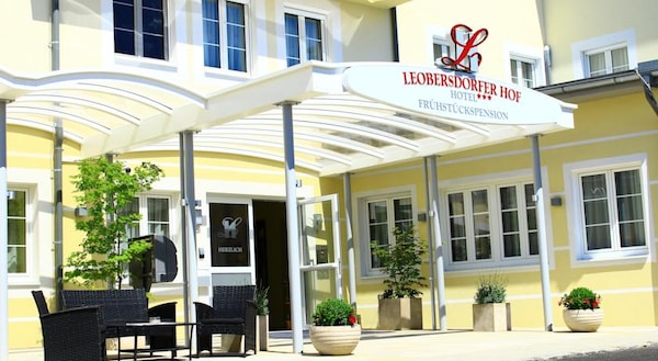 Leobersdorfer Hof Hotel