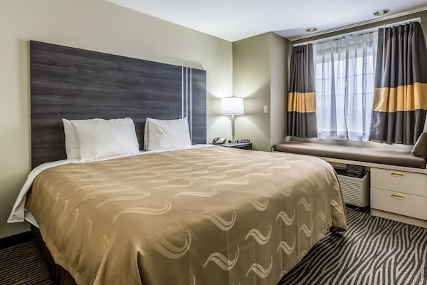 Quality Inn & Suites North Lima Boardman