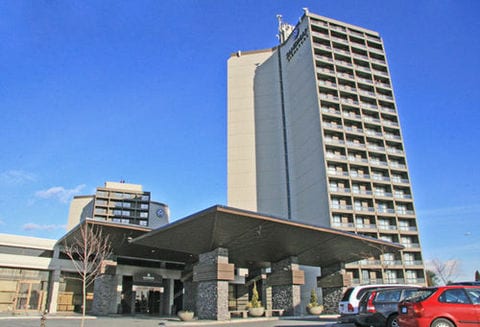 Sandman Signature Hotel & Resort Vancouver