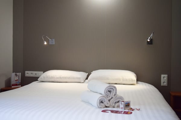 Best Hotel - Reims La Pompelle