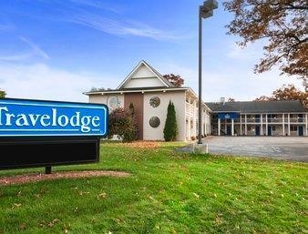 Travelodge By Wyndham Traverse City Mi