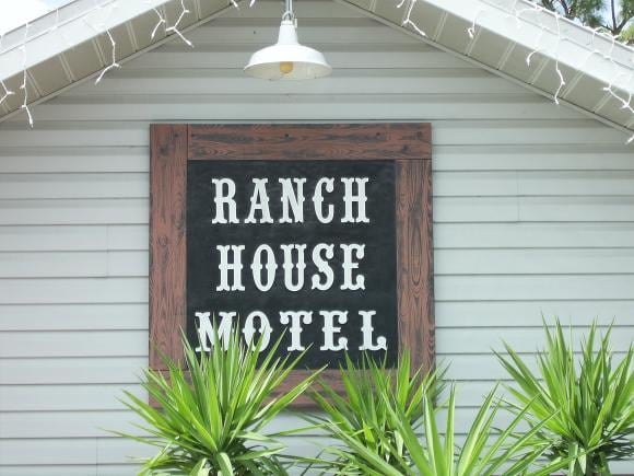 Buffalo Chips Ranch House