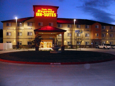 Holiday Inn Express - Wichita North - Park City, an IHG Hotel
