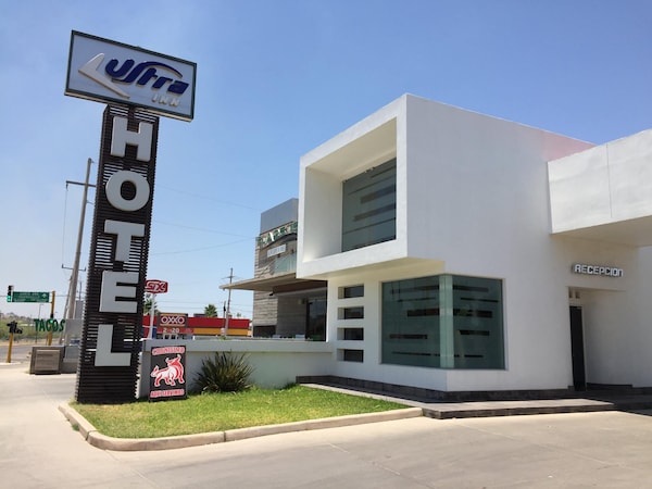 Hotel Ultra