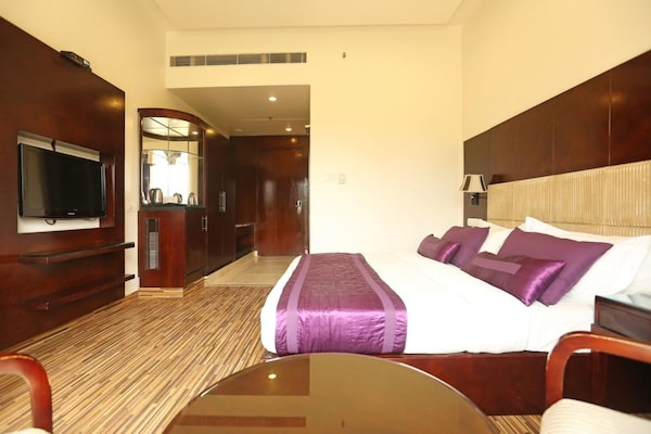 Mohan Vilaas Hotel & Resort