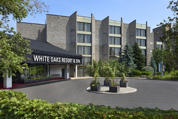 White Oaks Resort & Spa