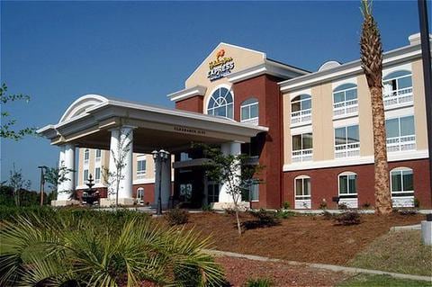 Holiday Inn Express & Suites Sumter