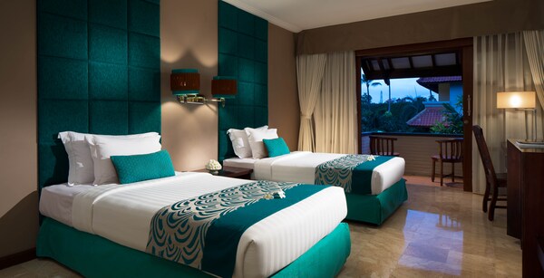Hotel White Rose Kuta Resort Villas & Spa